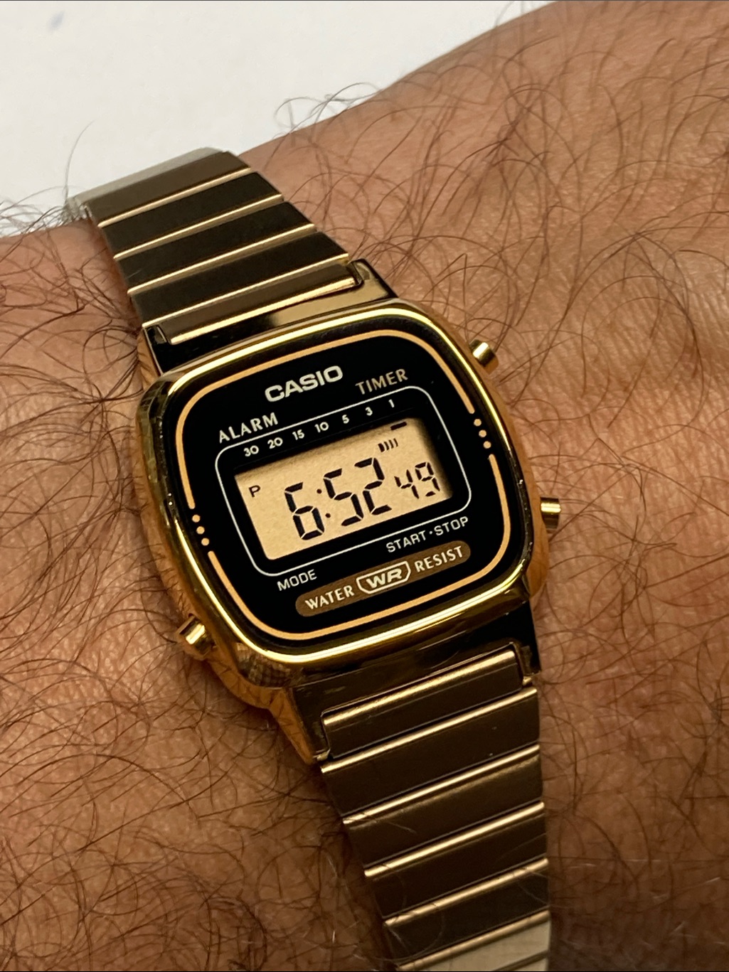 Casio Gold And Black Digital Alarm Timer Watch La670we Casio Gold And Black Digital Alarm Timer Watch La670we